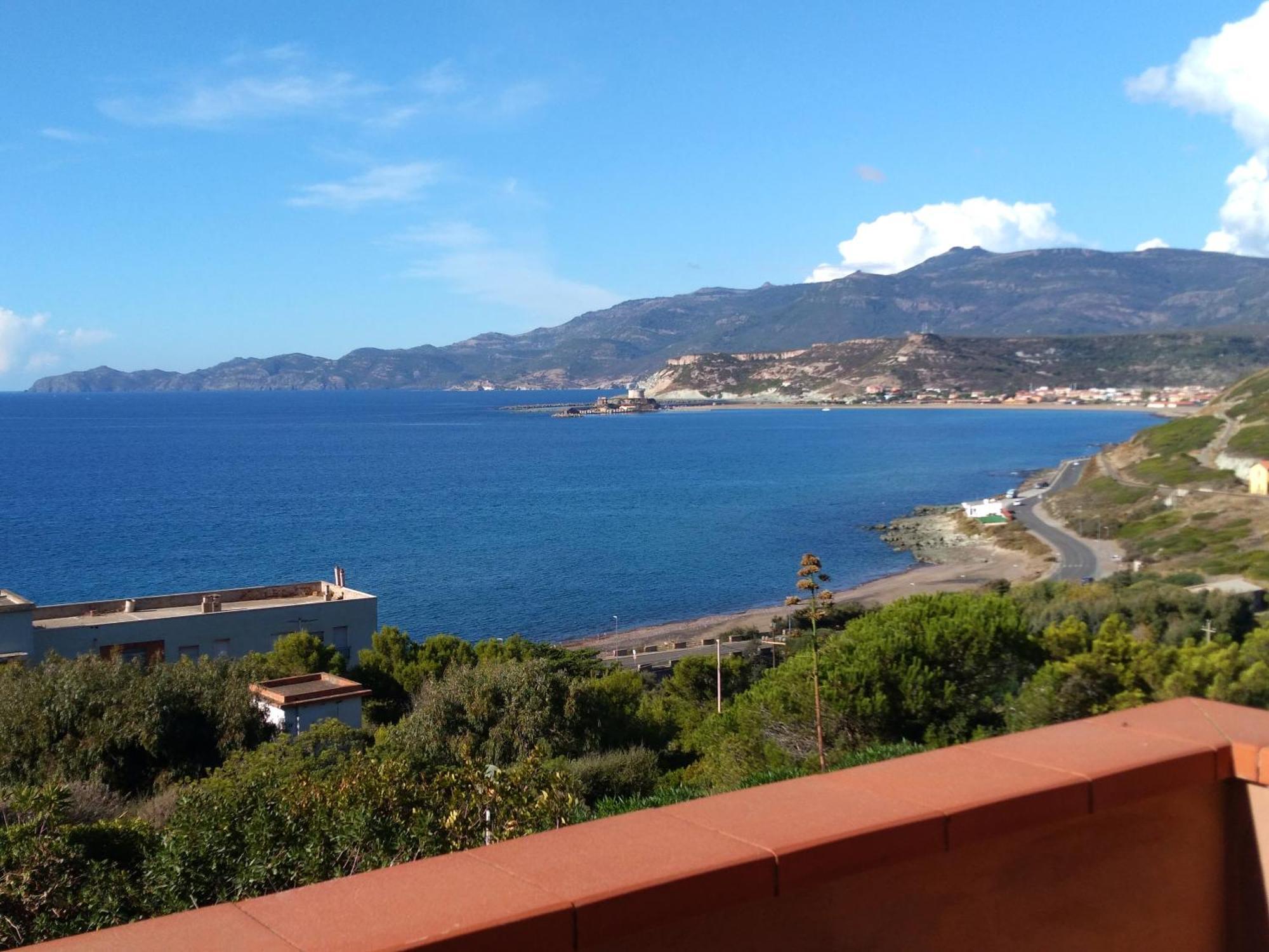 Appartamento Mareviglioso Fronte Mare Sea Front Magomadas Esterno foto